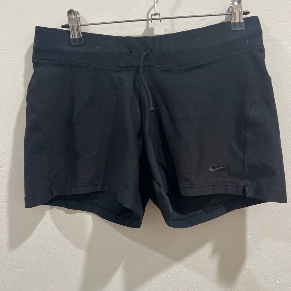 Black Nike shorts
